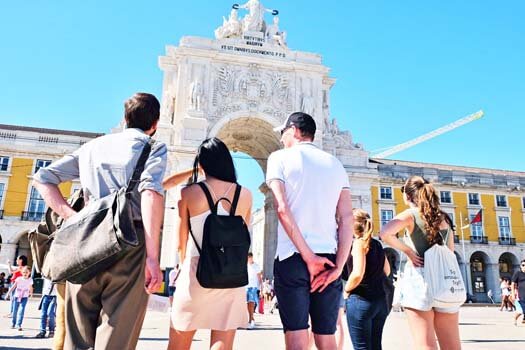 Portuguese Connection students sightseeing
