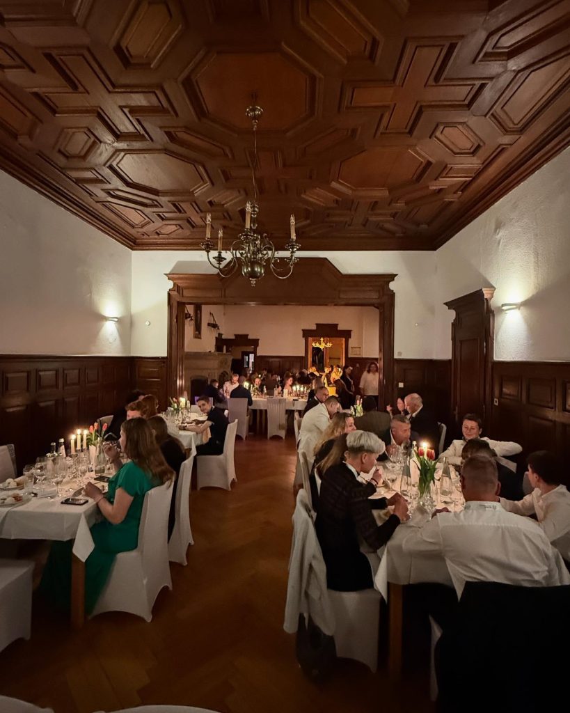 GLS castle Hohenwerda dining room