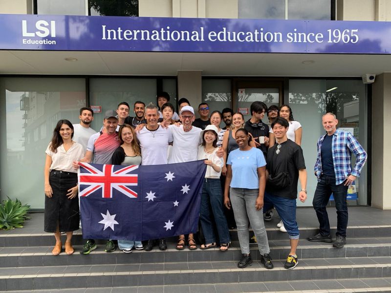 LSI Brisbane students with flag